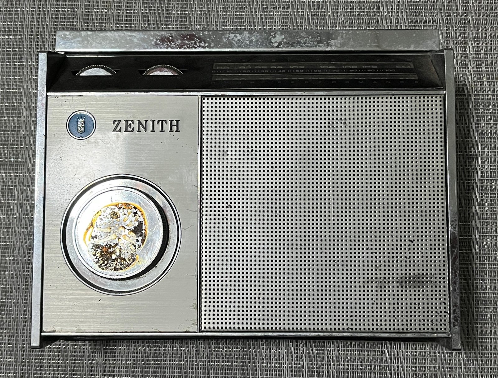 Vintage Zenith Radio AM/FM