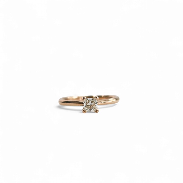 ROSE GOLD NATURAL DIAMOND ENGAGEMENT RING G.I.A. CERTIFIED CODE: 2915