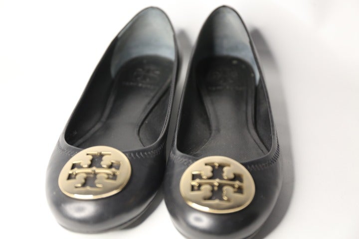 Tory Burch flat black shoes