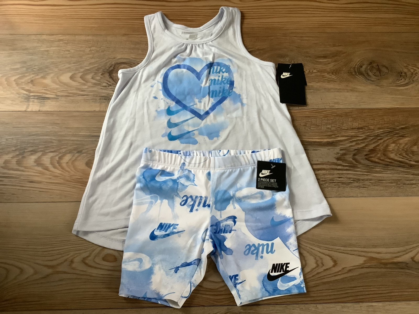 Nike girls tank & bike shorts set size 6(NWT)~PRICE IS FIRM ~