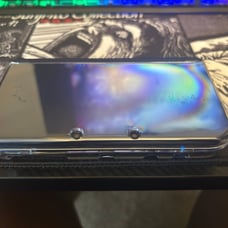 New 3ds XL 128GB SD Card + Carrying Case and Charger