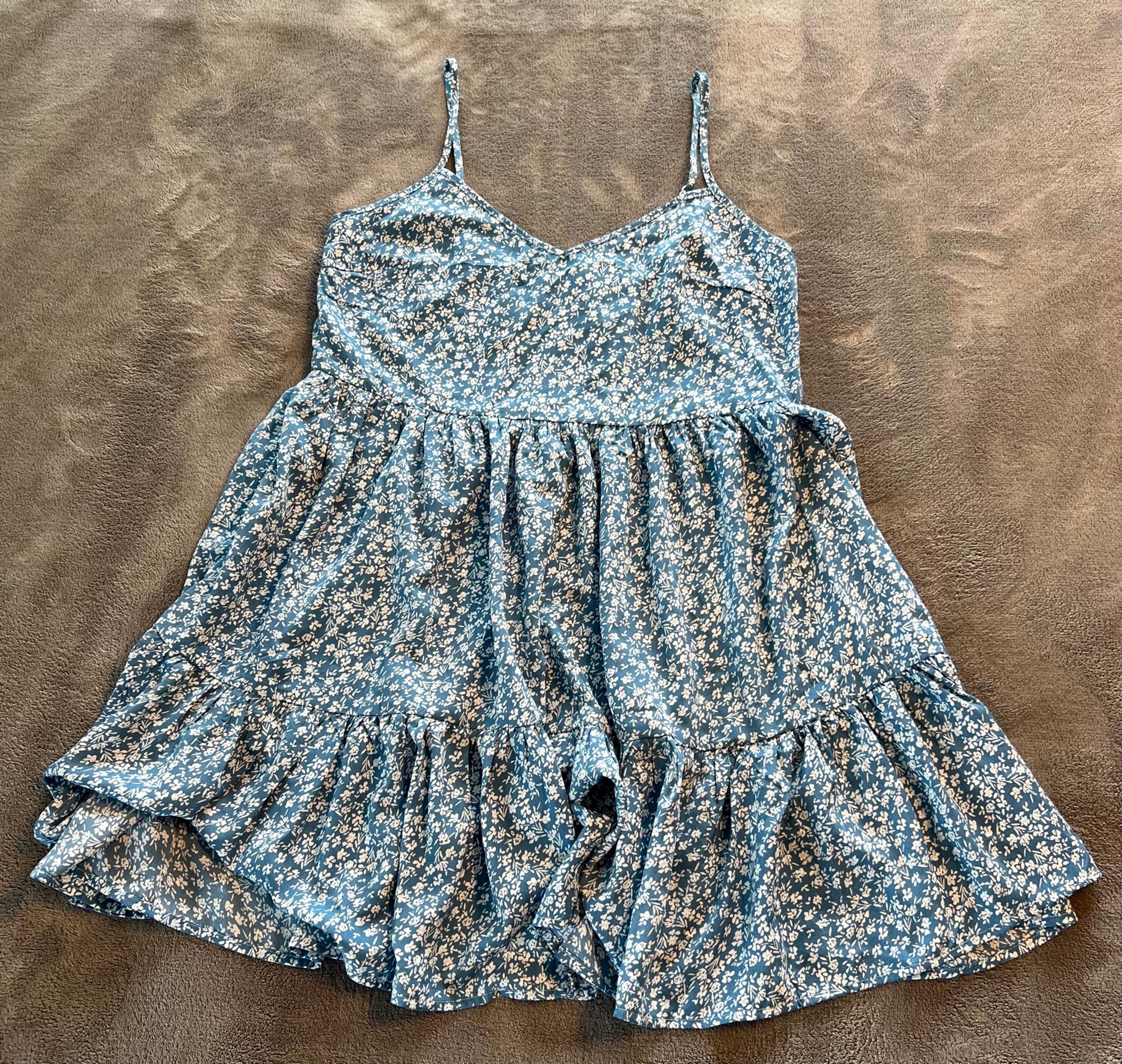 SHEIN Women’s Medium Dress Floral Ruffle Adjustable Spaghetti Strap Spring NWOT