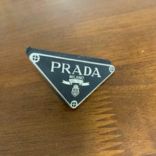 Prada pin
