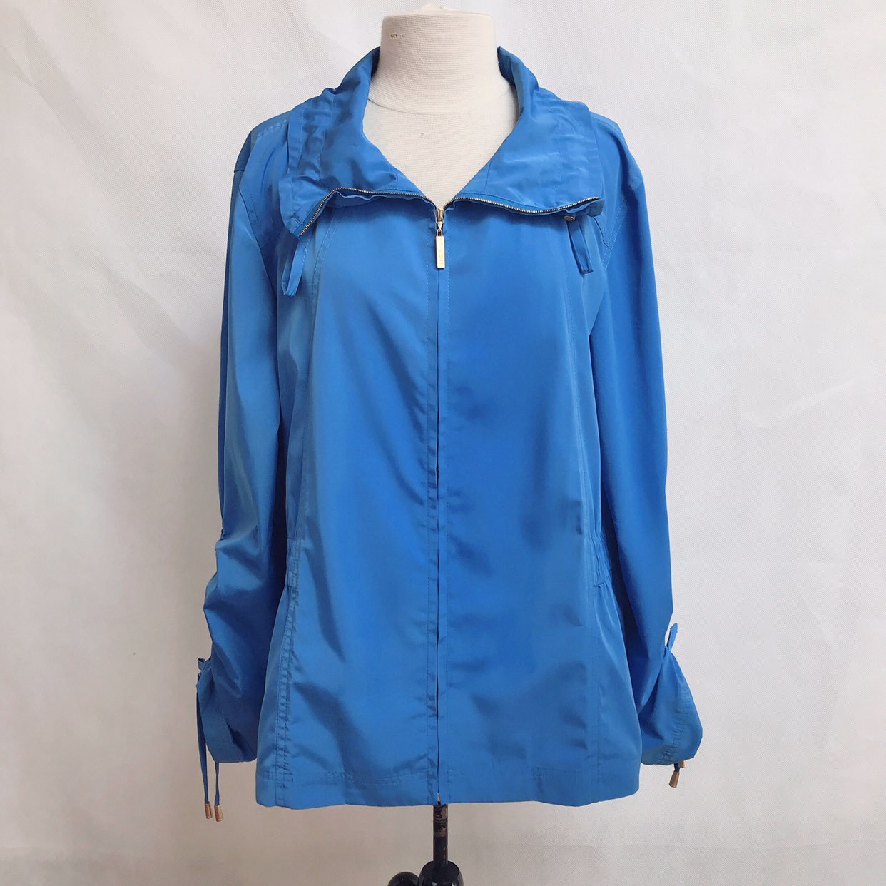 St. John Blue Wind Breaker Zip Up Jacket