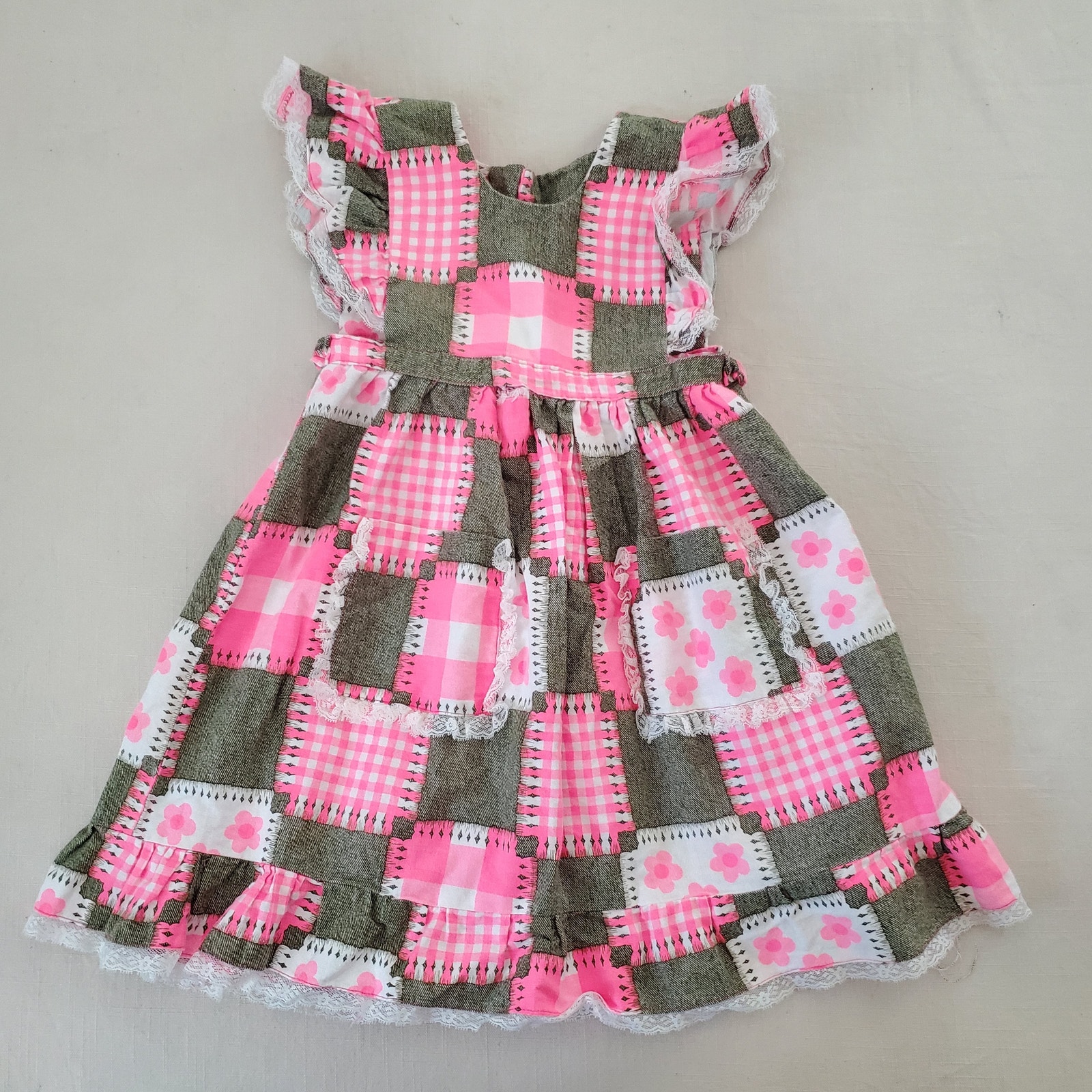 Vintage 60s/70s Patchwork Floral Dress kids 6 *flaw