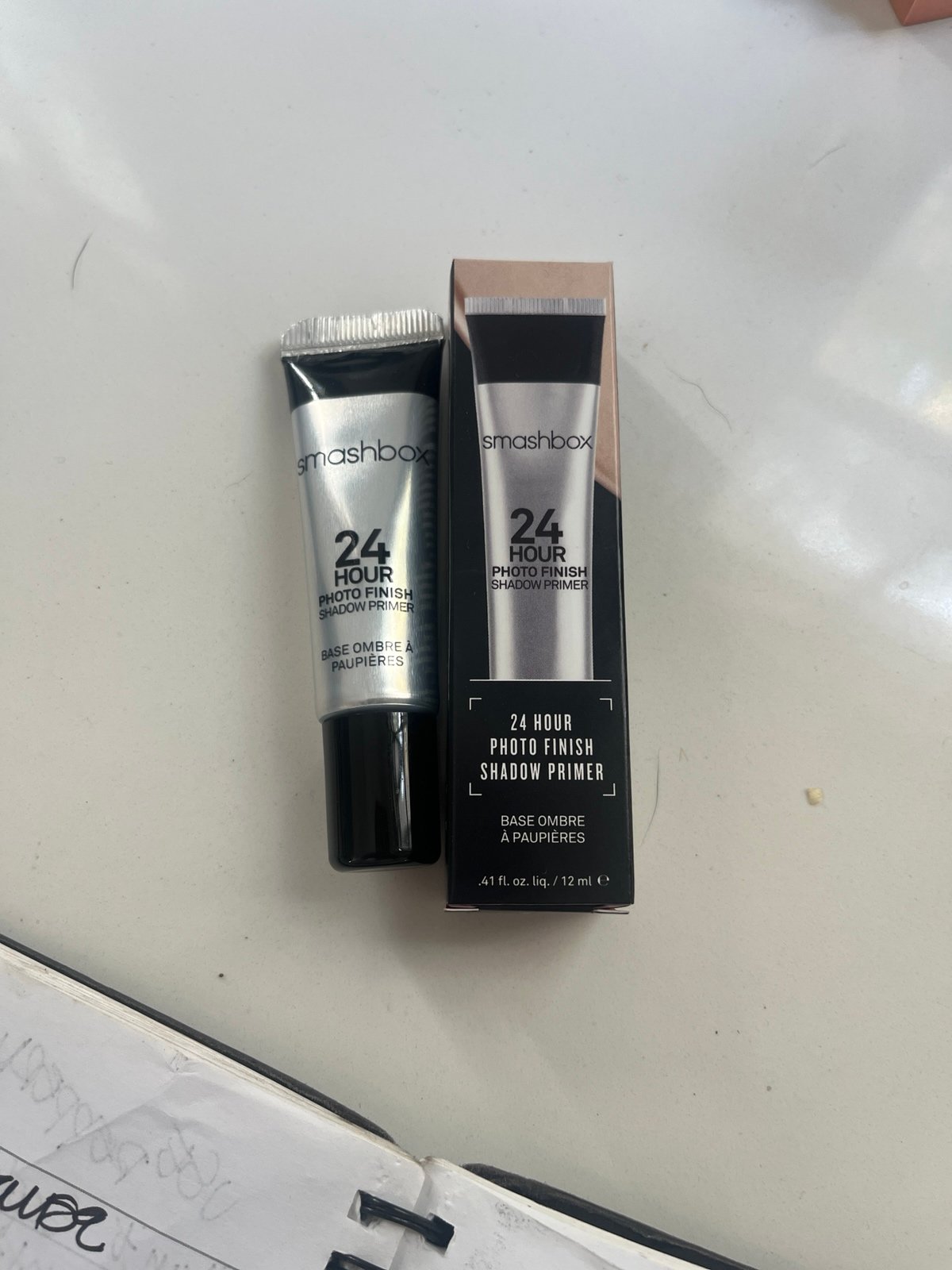 LAST ONE! New in box Smashbox 24 Hour Photo Finish Eye Shadow Primer Full Size
