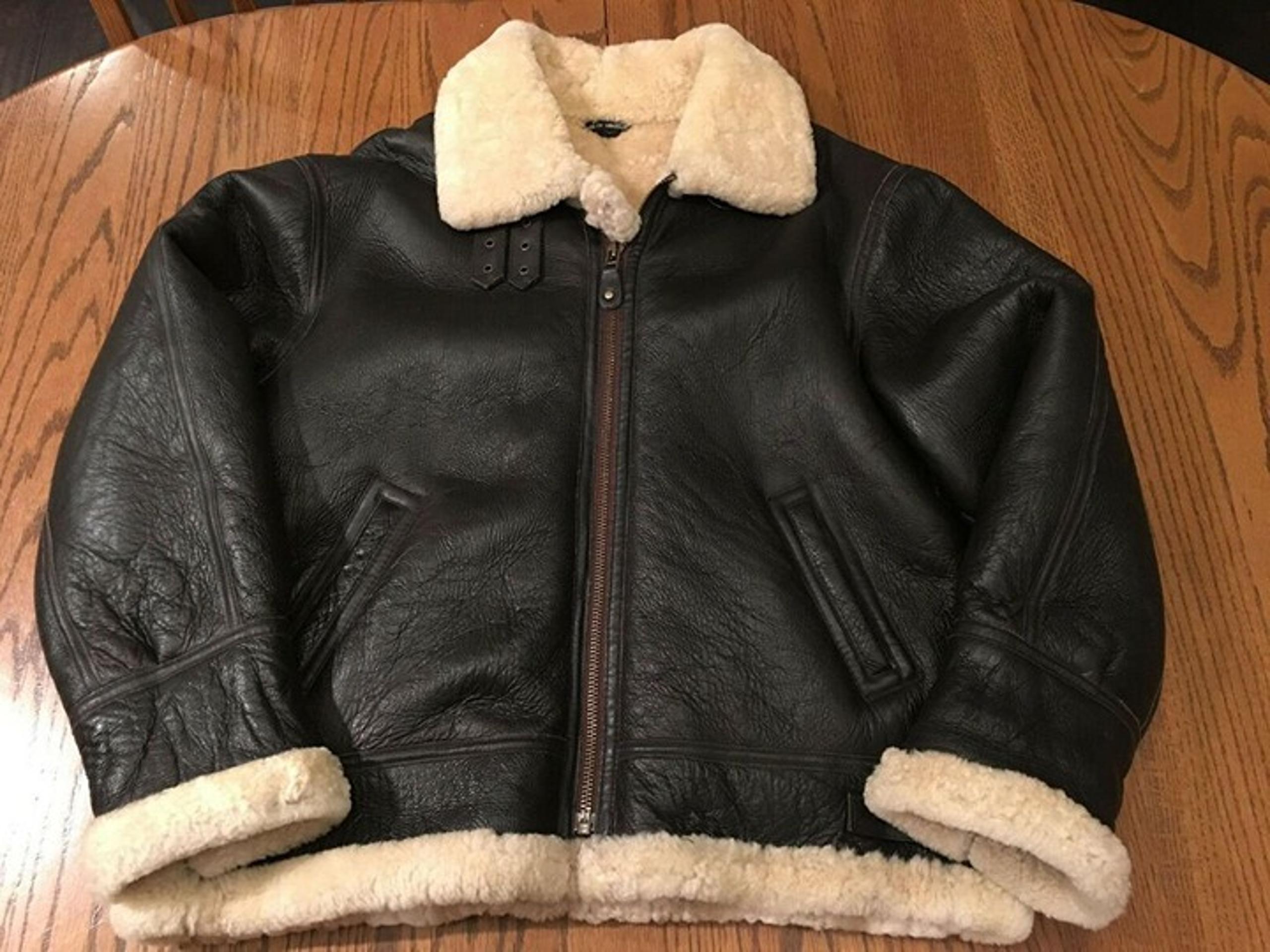 Cabela's Men's Leather Shearling Sheepskin B3 Bomber Aviator Size M Jacket