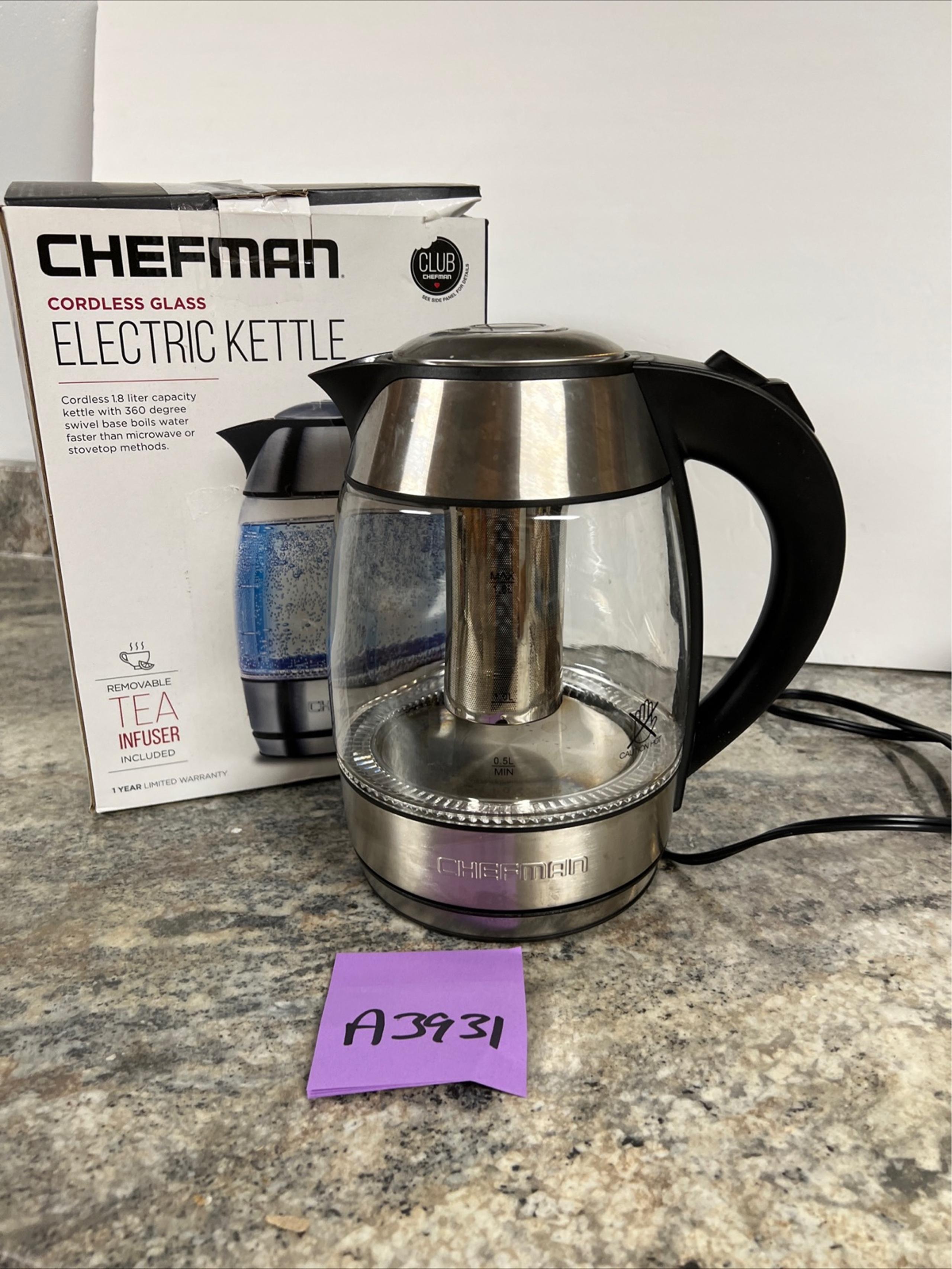 Chefman Electric Glass Kettle With Cordless Pouring, 1.8-Liter