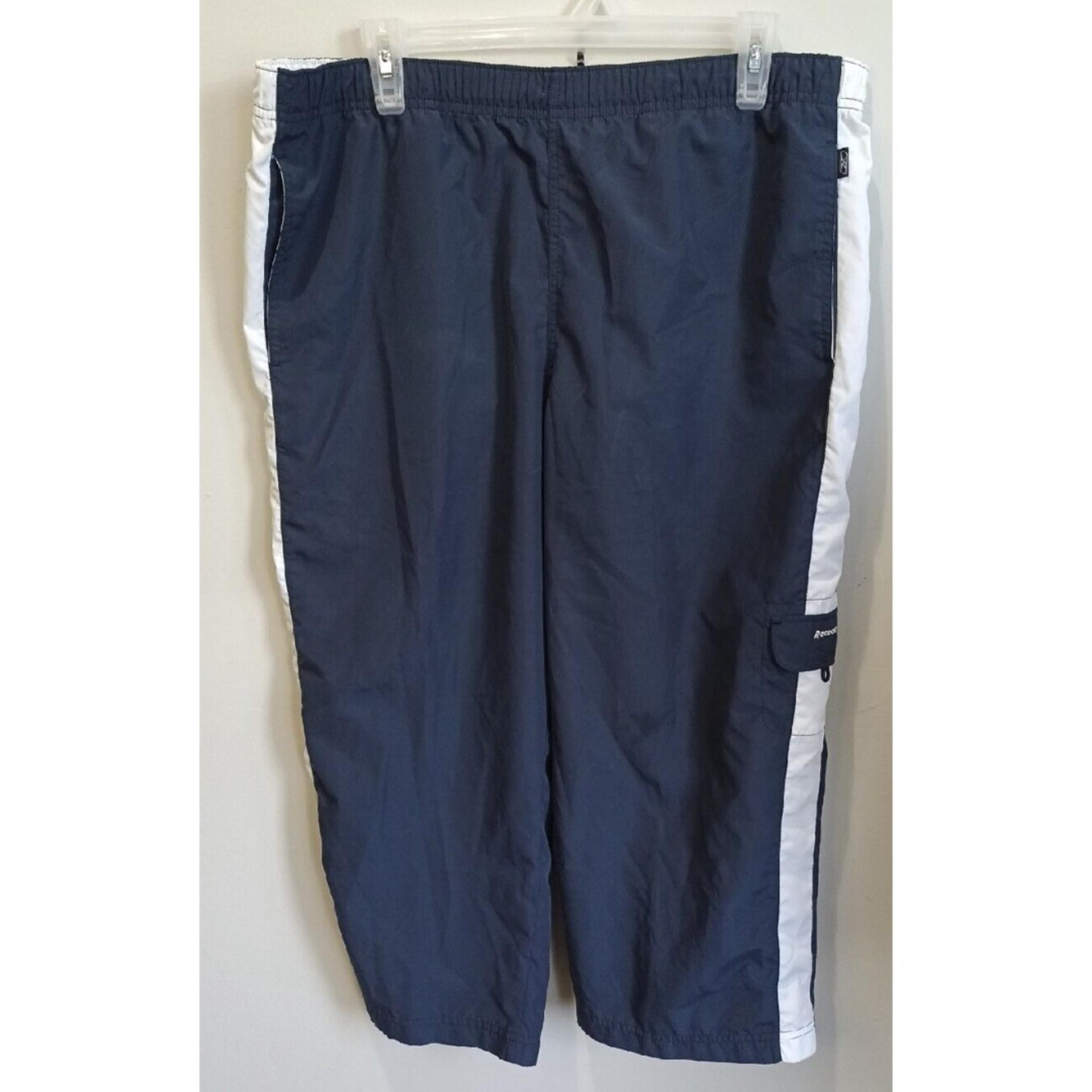 Reebok Women's Blue with White Stripes Capri Pants Size Large Lightweight