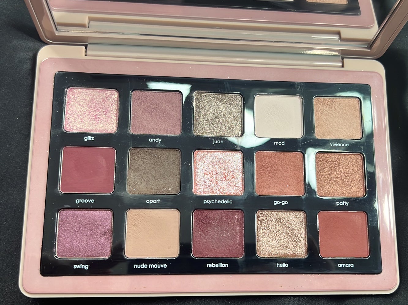 Enchanting Retro Eyeshadow Palette | Natasha Denona