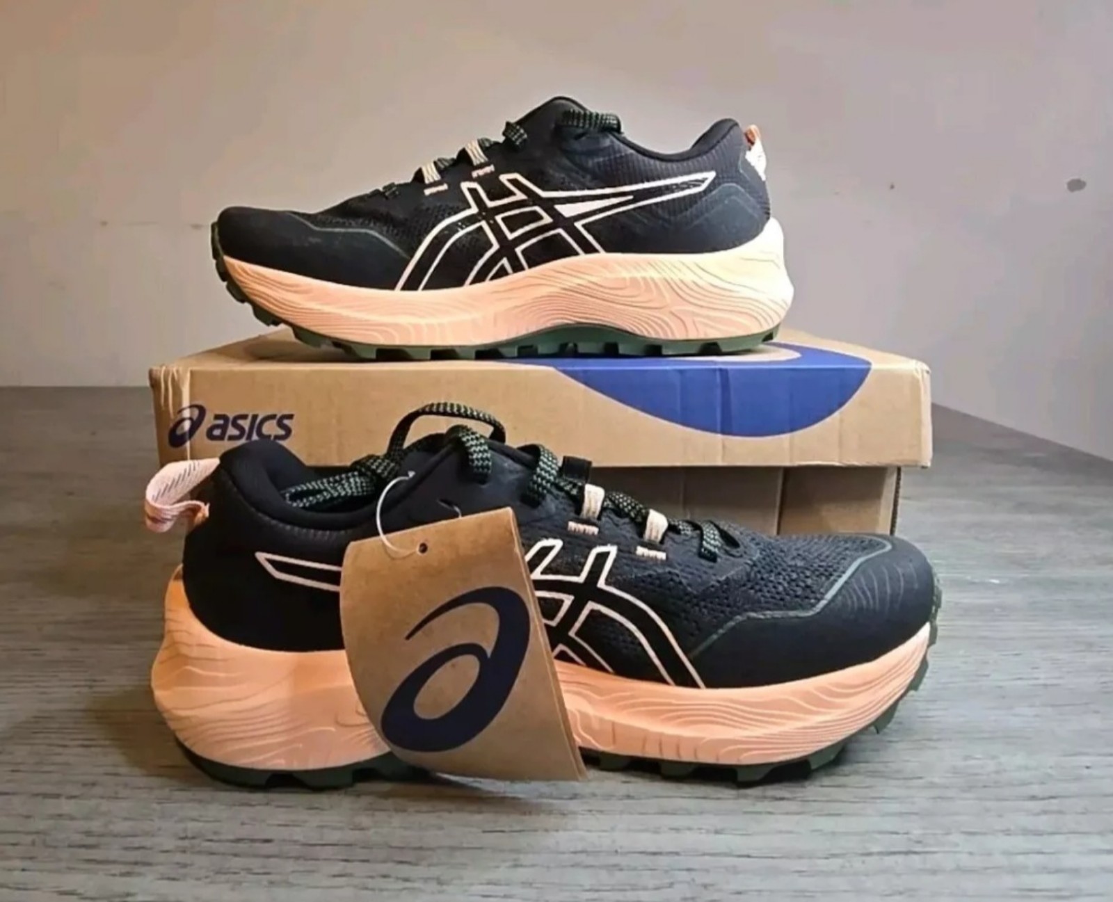 Asics Gel-Trabuco Women Black/Apricot Crush Trail Running Shoes Size 7