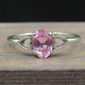 Size 7 10K Gold Heart Pink Sapphire Ring