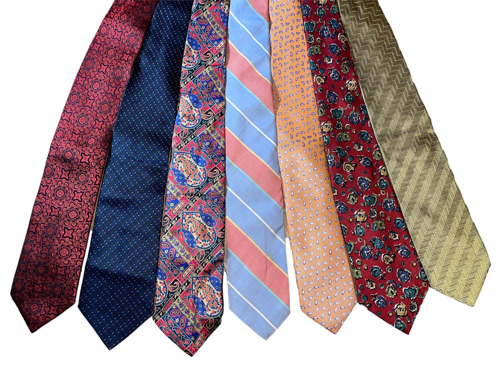 LOT OF 7 MISC MENS DESIGNER SILK NECK TIES SEE PICS LOT D