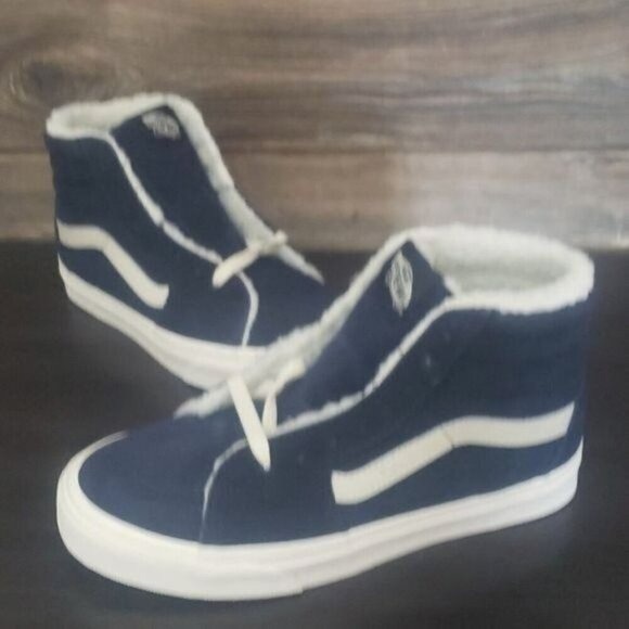 New Vans Sk8 Hi Cozy Hug Faux Fur Sherpa Navy Blue High Top Sneakers