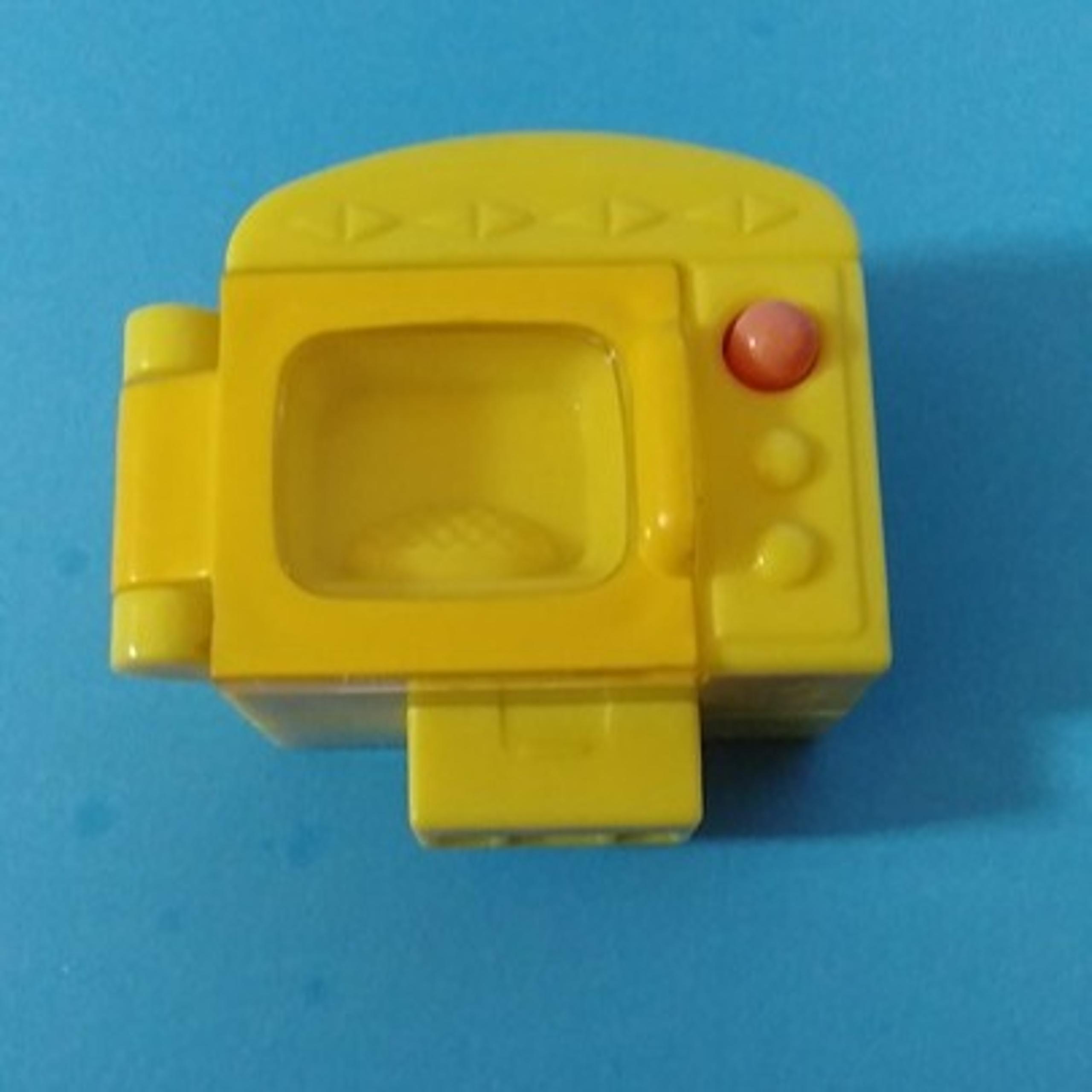 Mattel Talking Dollhouse Furniture Microwave - Dora the Explorer
