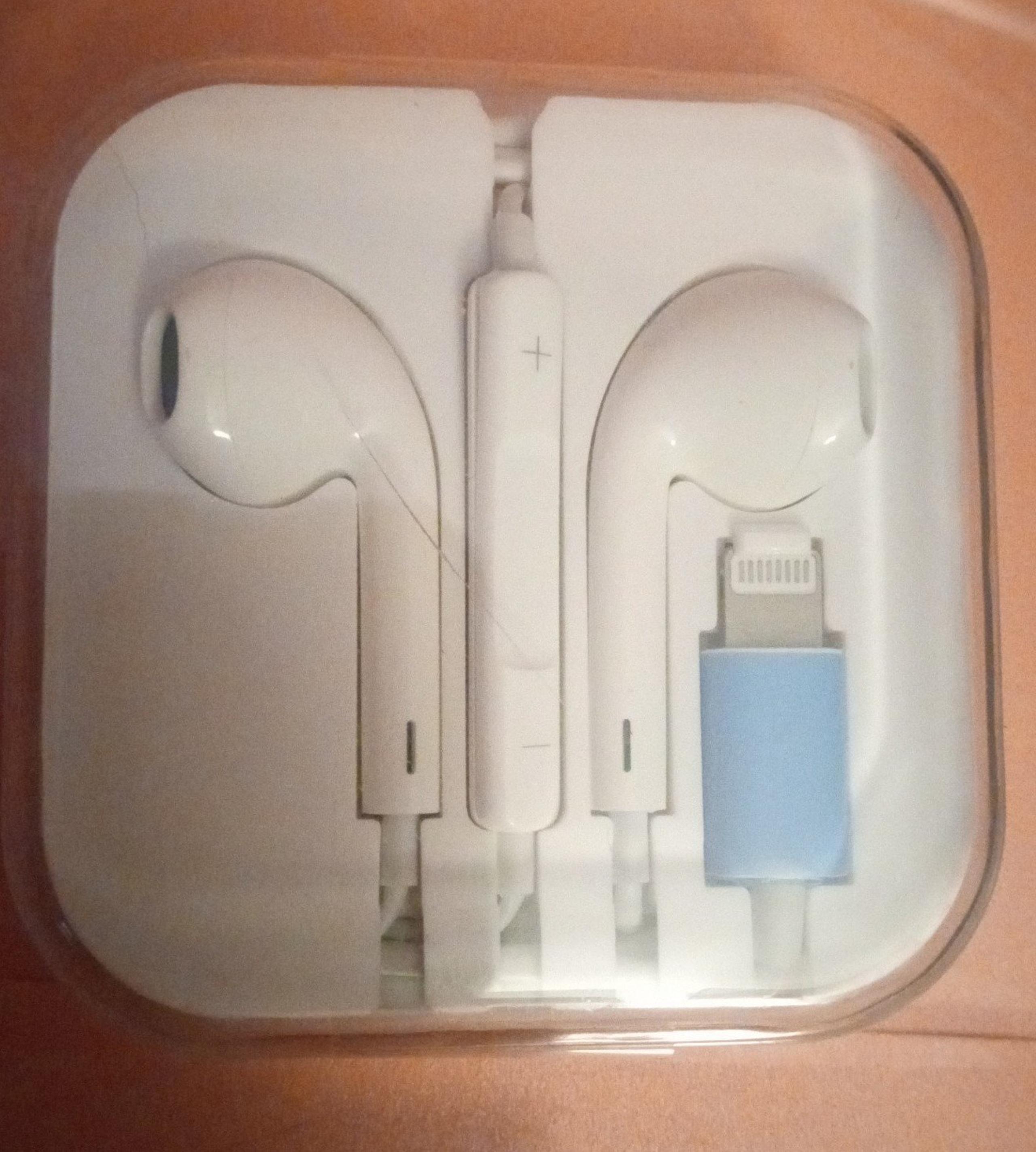 NEW Apple iPhone Bluetooth Headphones Earphones Wired Earbuds