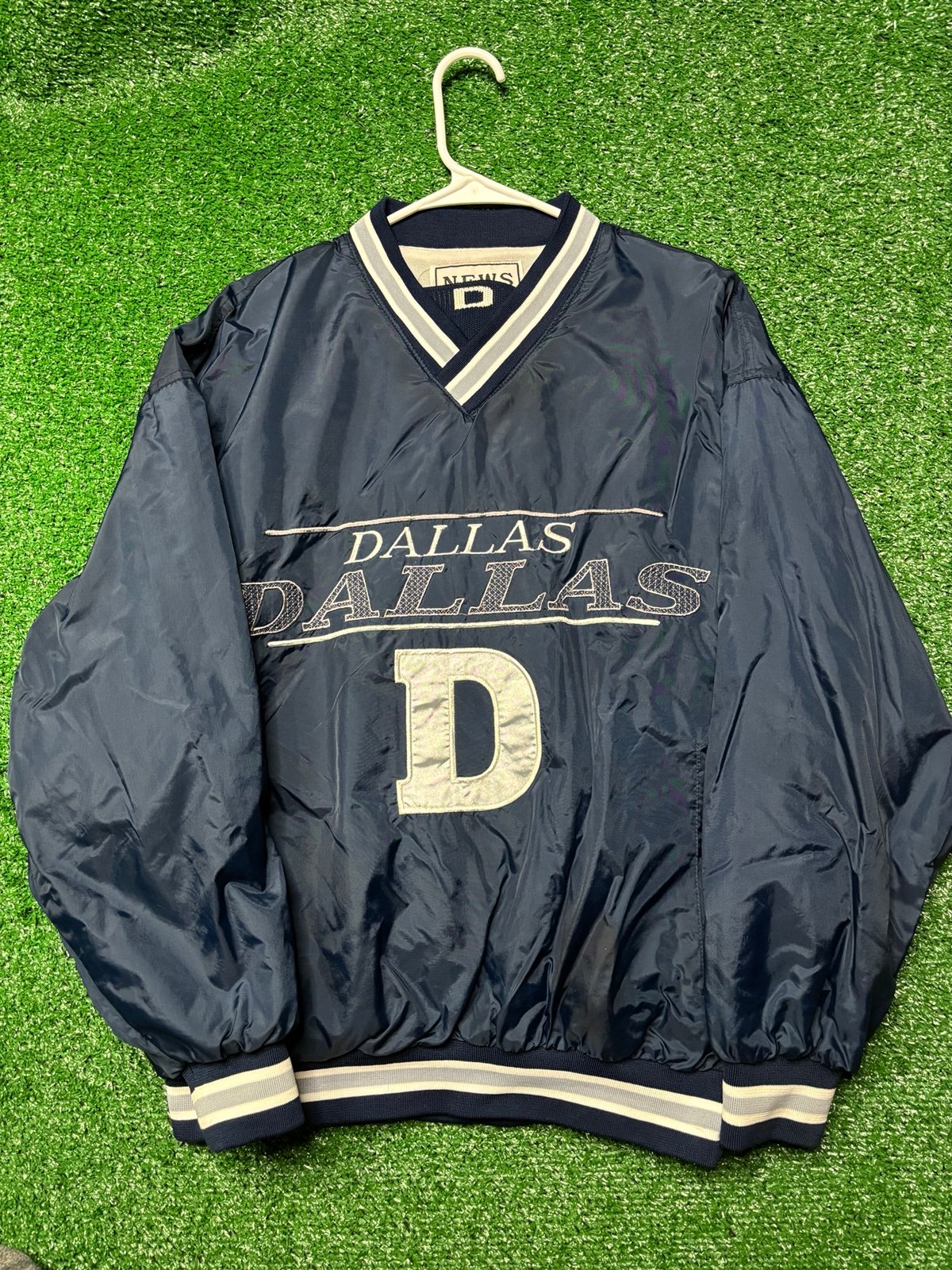 Vintage Dallas Cowboys Windbreaker