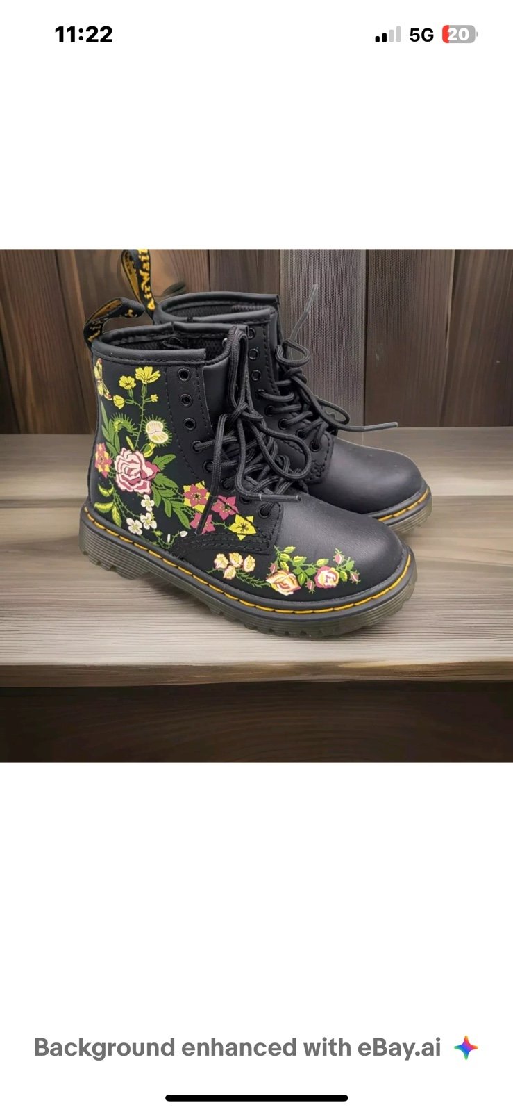 Dr.martens toddlers floral patterns black leather boots size 8 like new