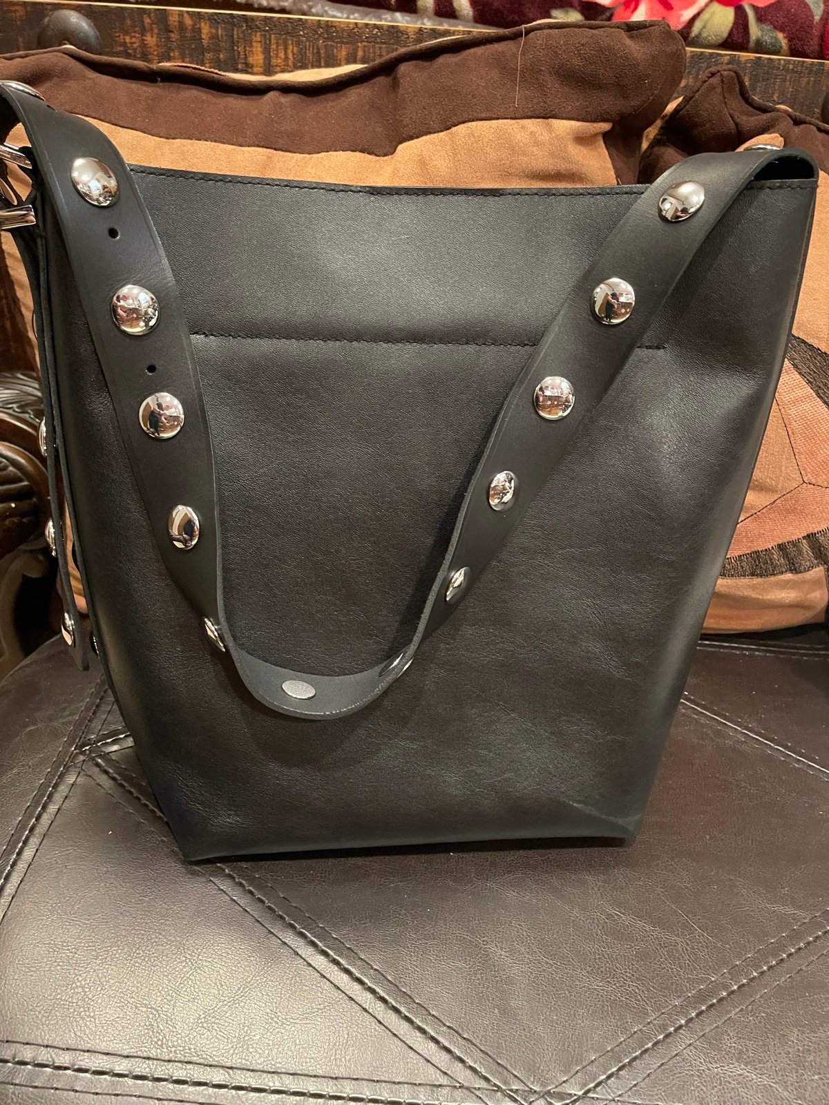 BNWT Madewell The Essential Medium Bucket Tote