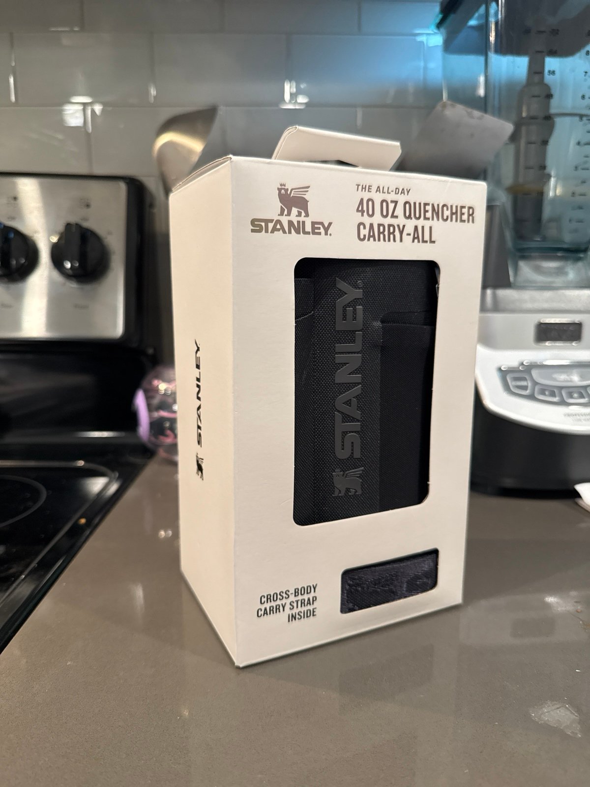 Stanley 40oz quencher carry all