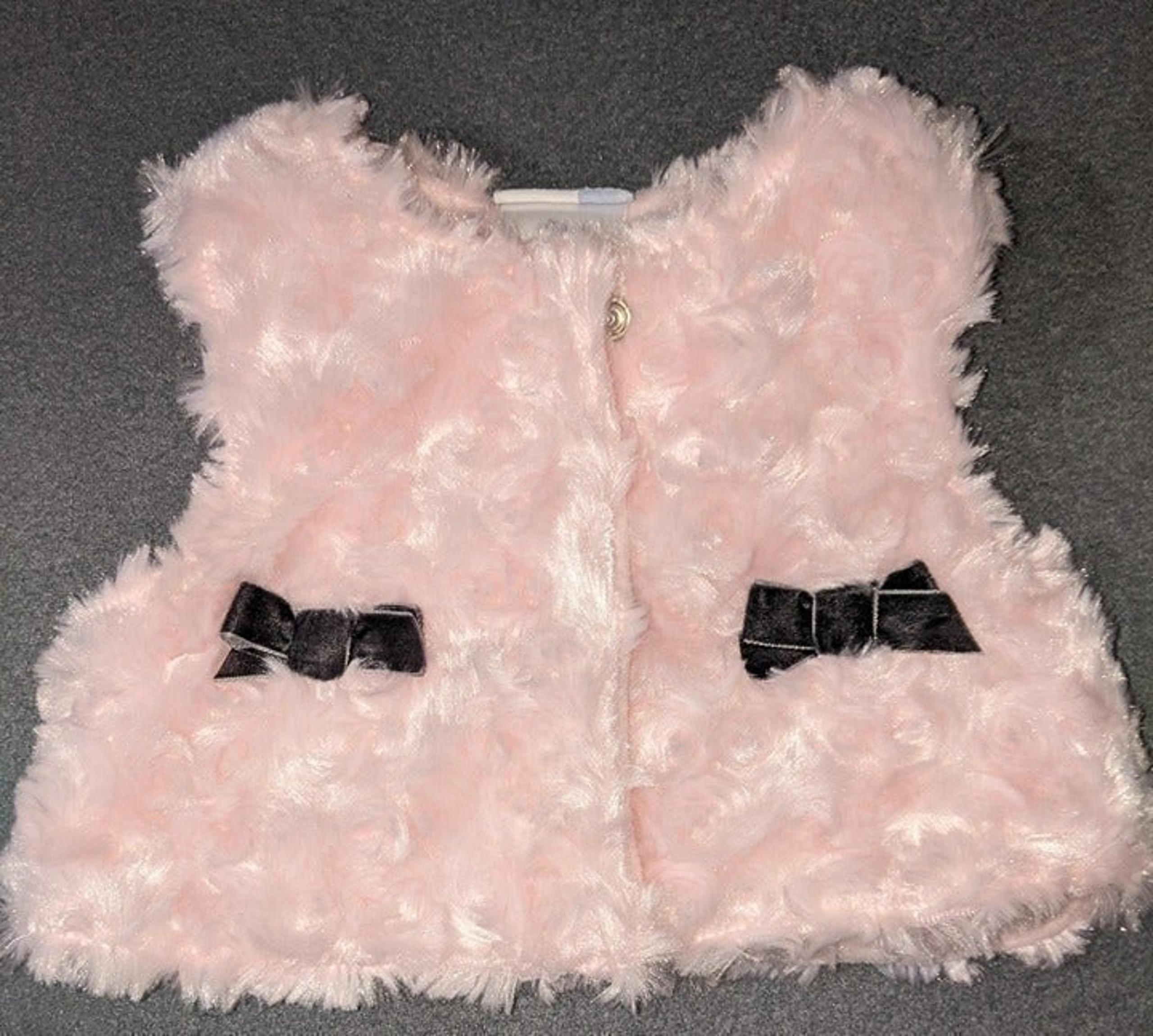girls Pink fuzzy faux fur button down vest with bows size 3 months