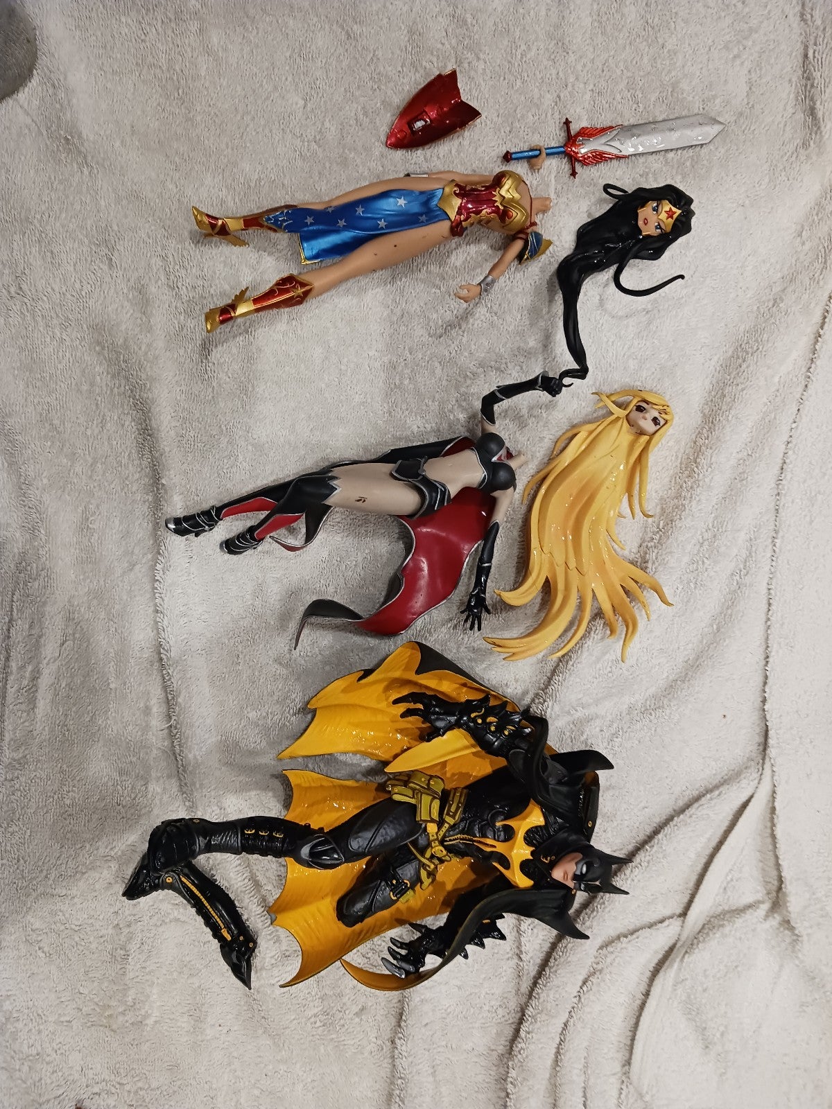 Authentic Ame-Comi 3-PVC Statue Collectible Set Dark Supergirl Wonder Woman Batm
