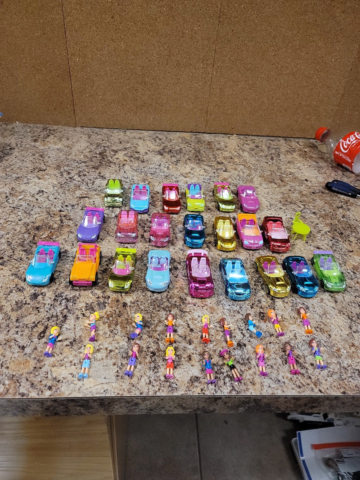 2006/2007 Polly Pocket Race to the Mall Lot