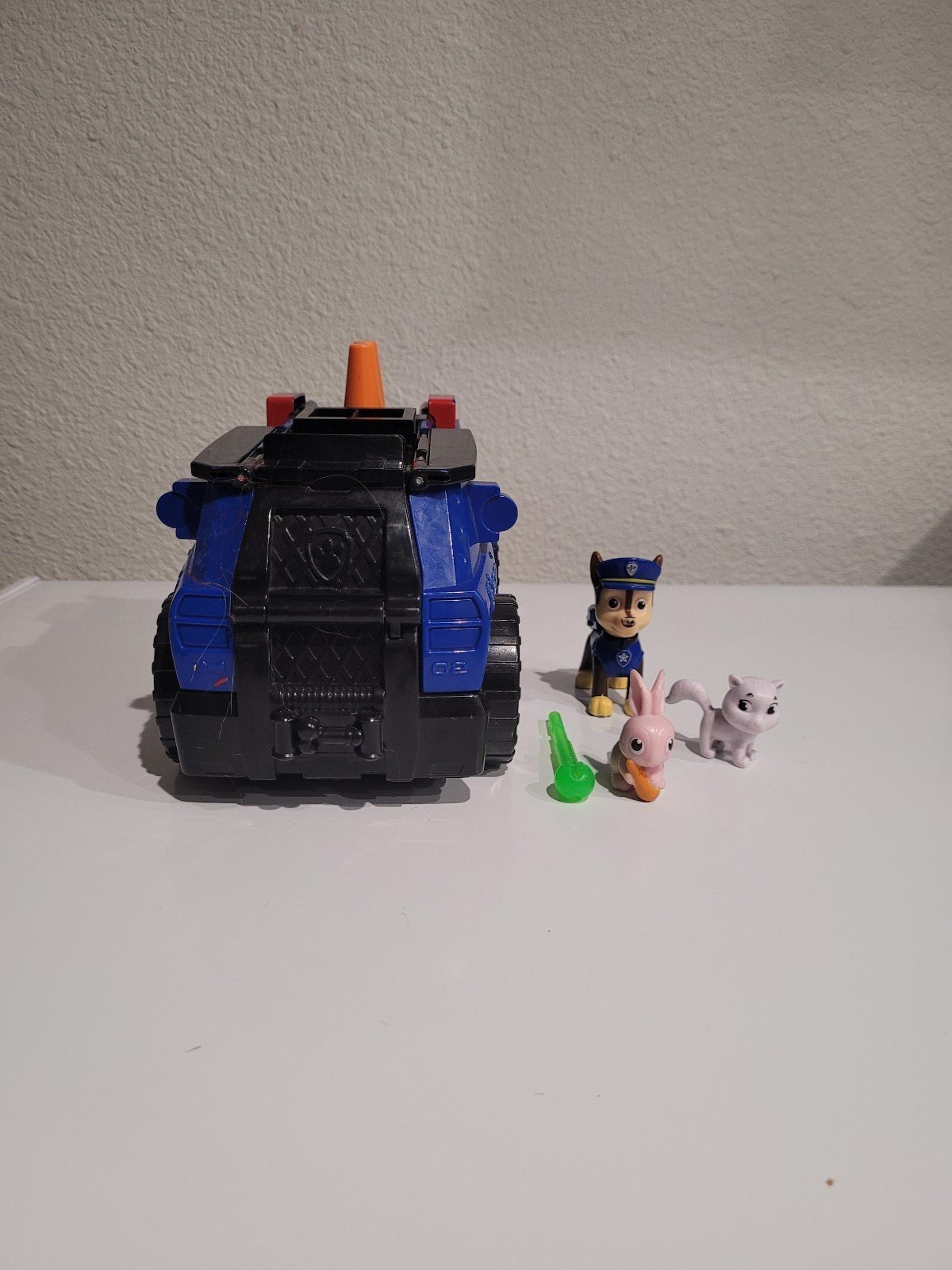 paw patrol chase n ride rescue transforming vehicle.