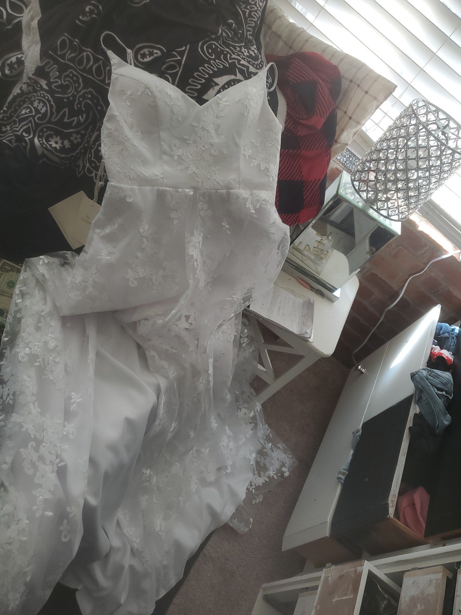 wedding dress size 3 to 4 nice