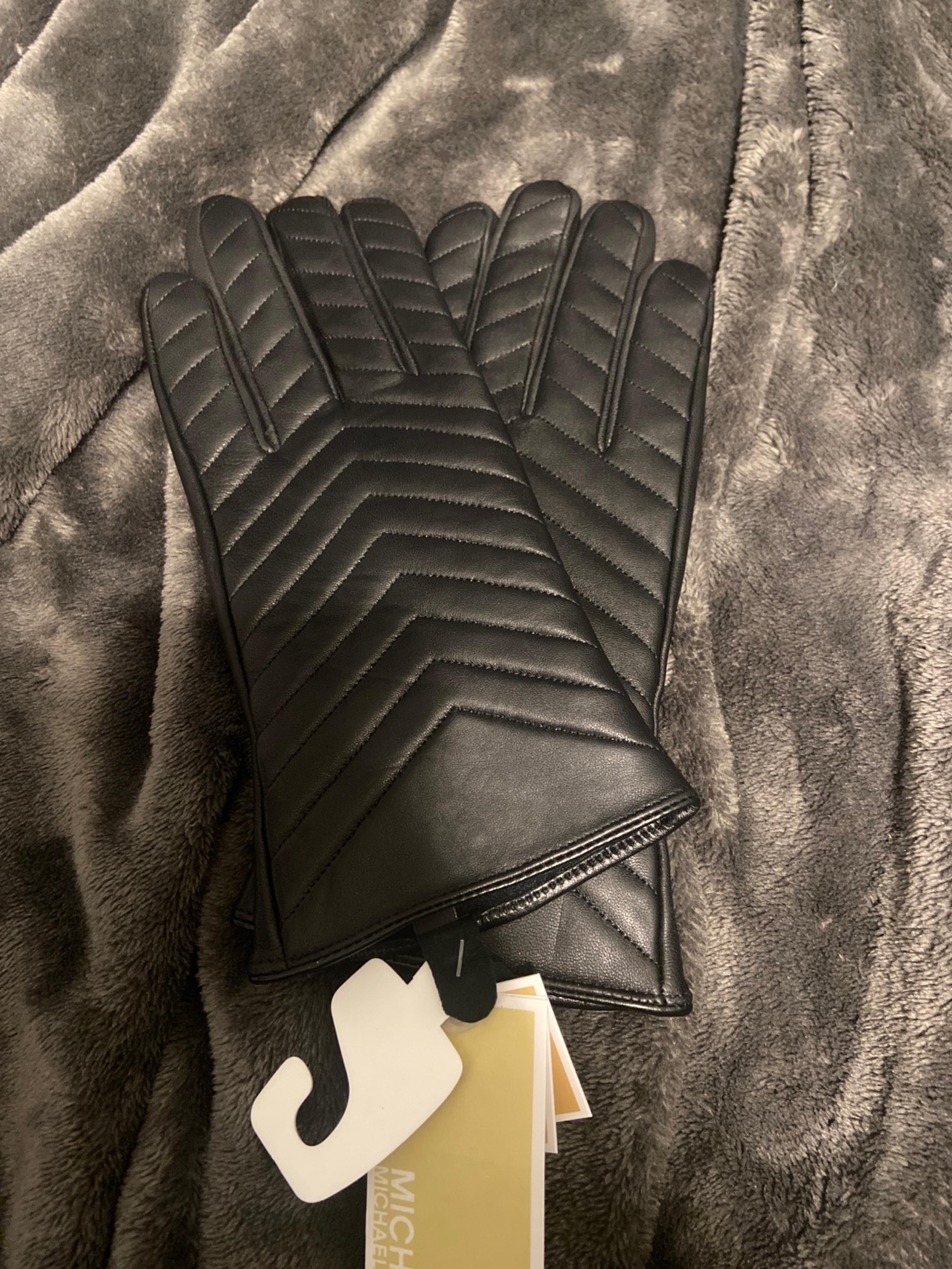 Michael Kors gloves