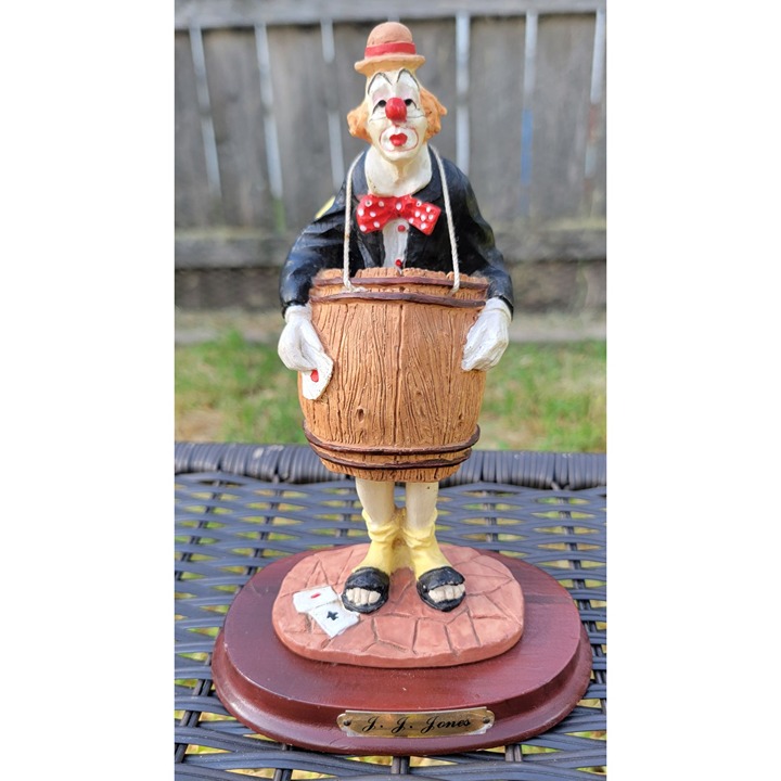 Vintage J.J. Jones Circus Clown Figurine Clown in Barrel Playing Cards JJ 1995