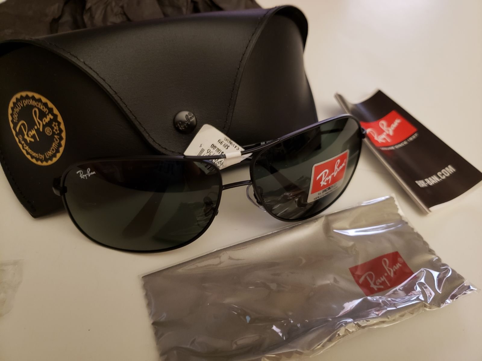 Gently used Authentic Ray Ban Sunglasses