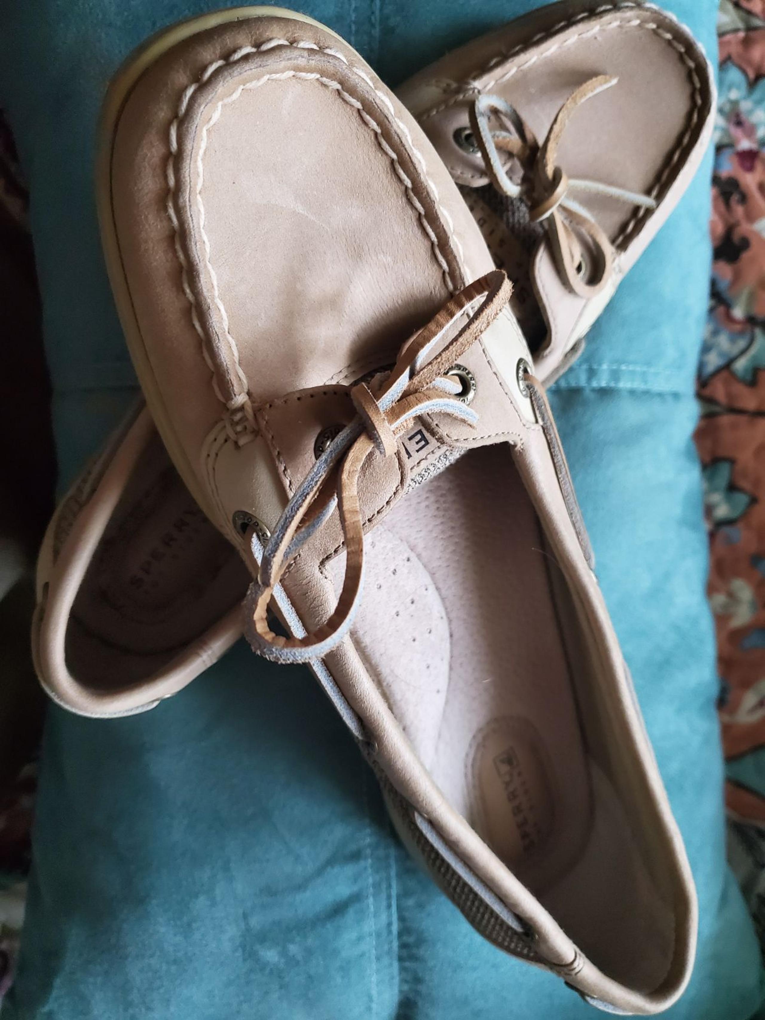 Tan Sperry Womens Sz 9 Wore 1X
