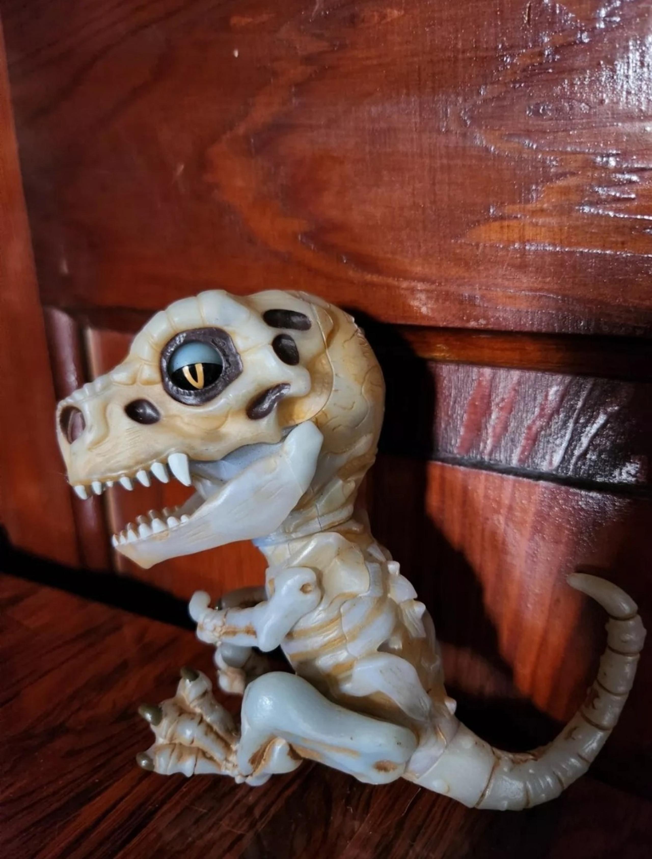 Untamed Skeleton T Rex