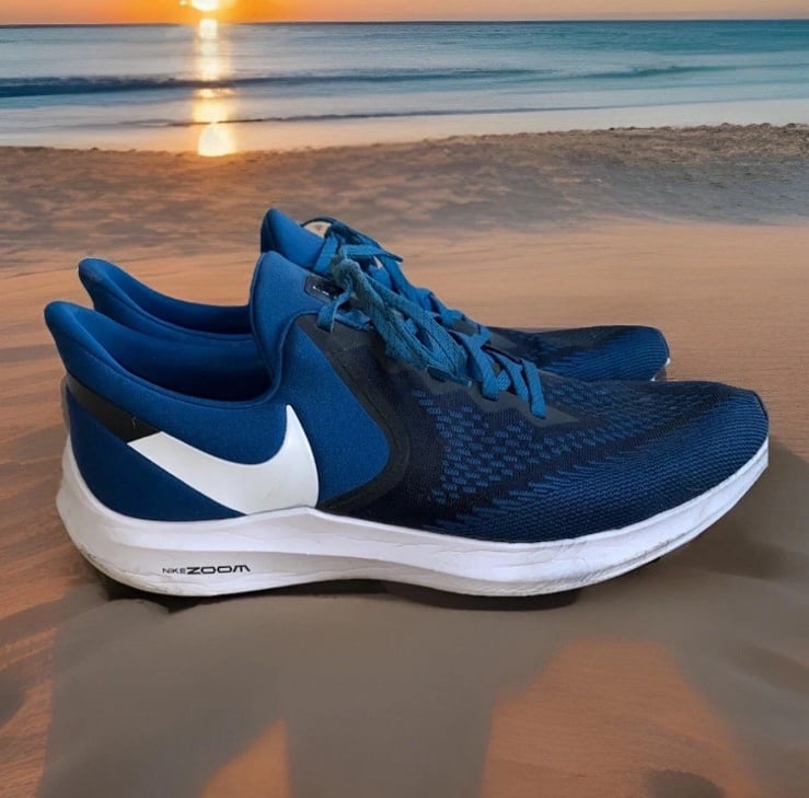 NIKE Air Zoom Winflo 6 Men’s Running Shoe | Blue Topaz Mist | 15 US | AQ7497-005