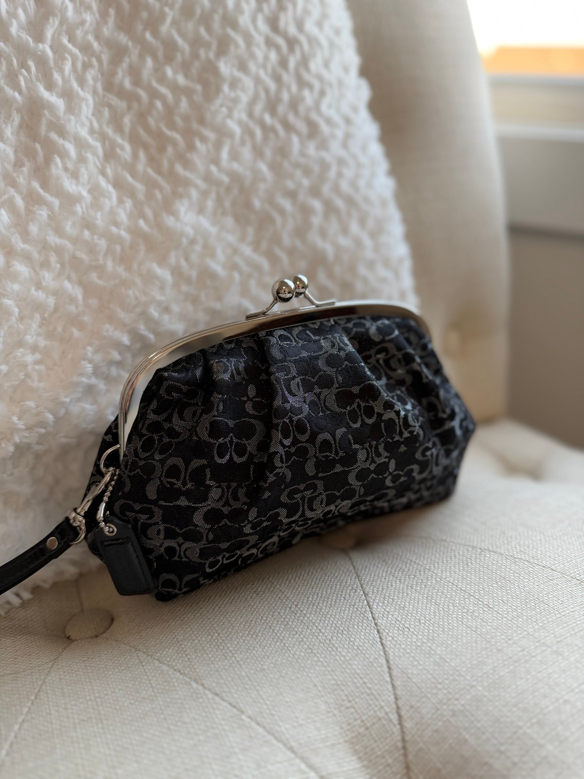 Coach kisslock clutch