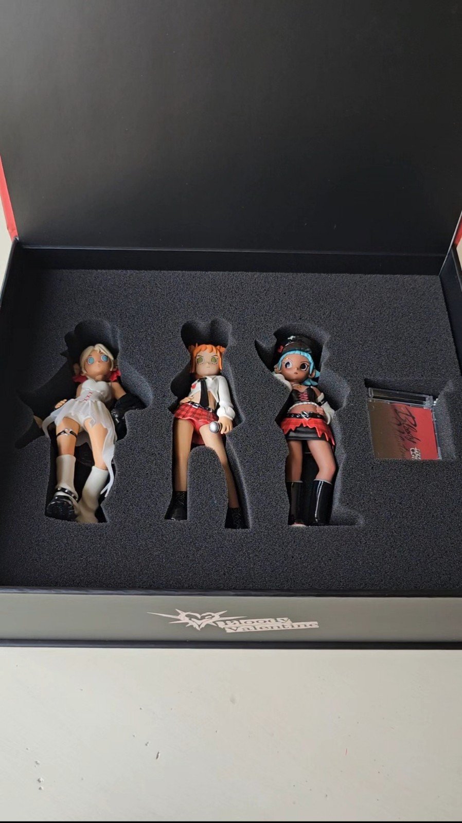 Peach Riot Bloody Valentine Figures - POP MART (United States)