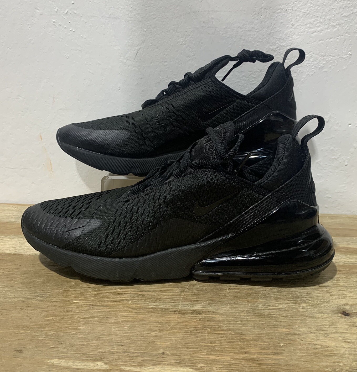 Nike Air Max 270 | White - Black | AH8050-100 | Size 9