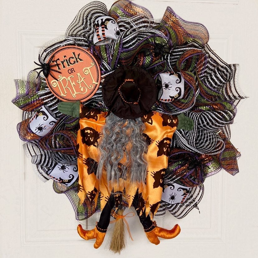 Witch Halloween wreath
