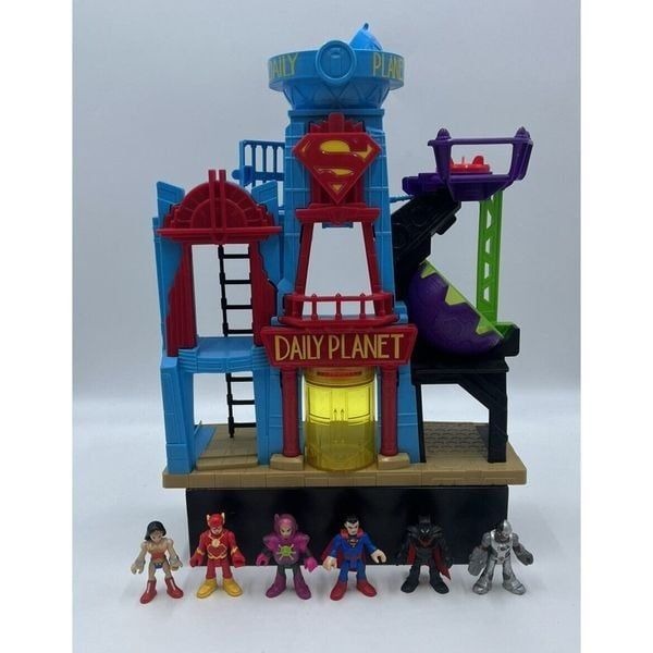 Imaginext Daily Planet Play Set Superman Building 2015 Mattel DC Comics Batman