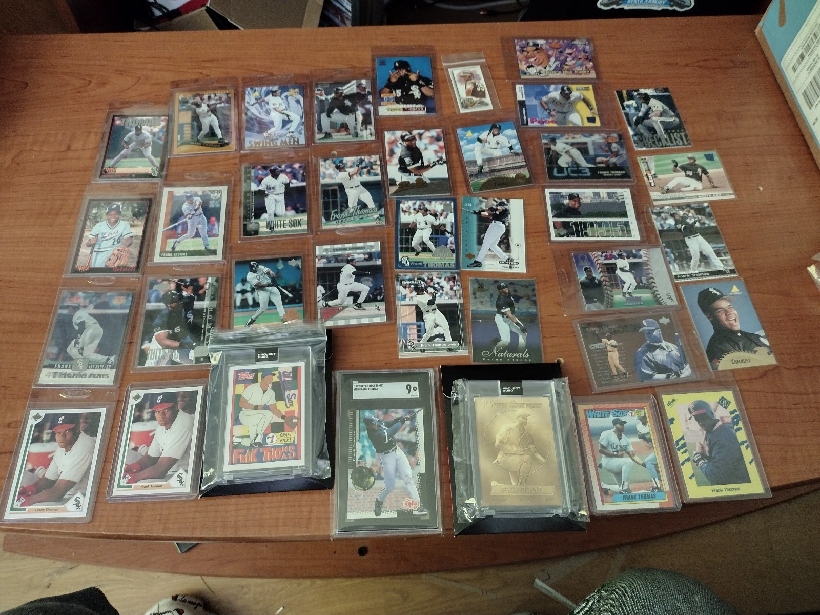 Frank Thomas HOF lot of cards Rookies, project 2020, mini, PSA9 99 Ionix & mini