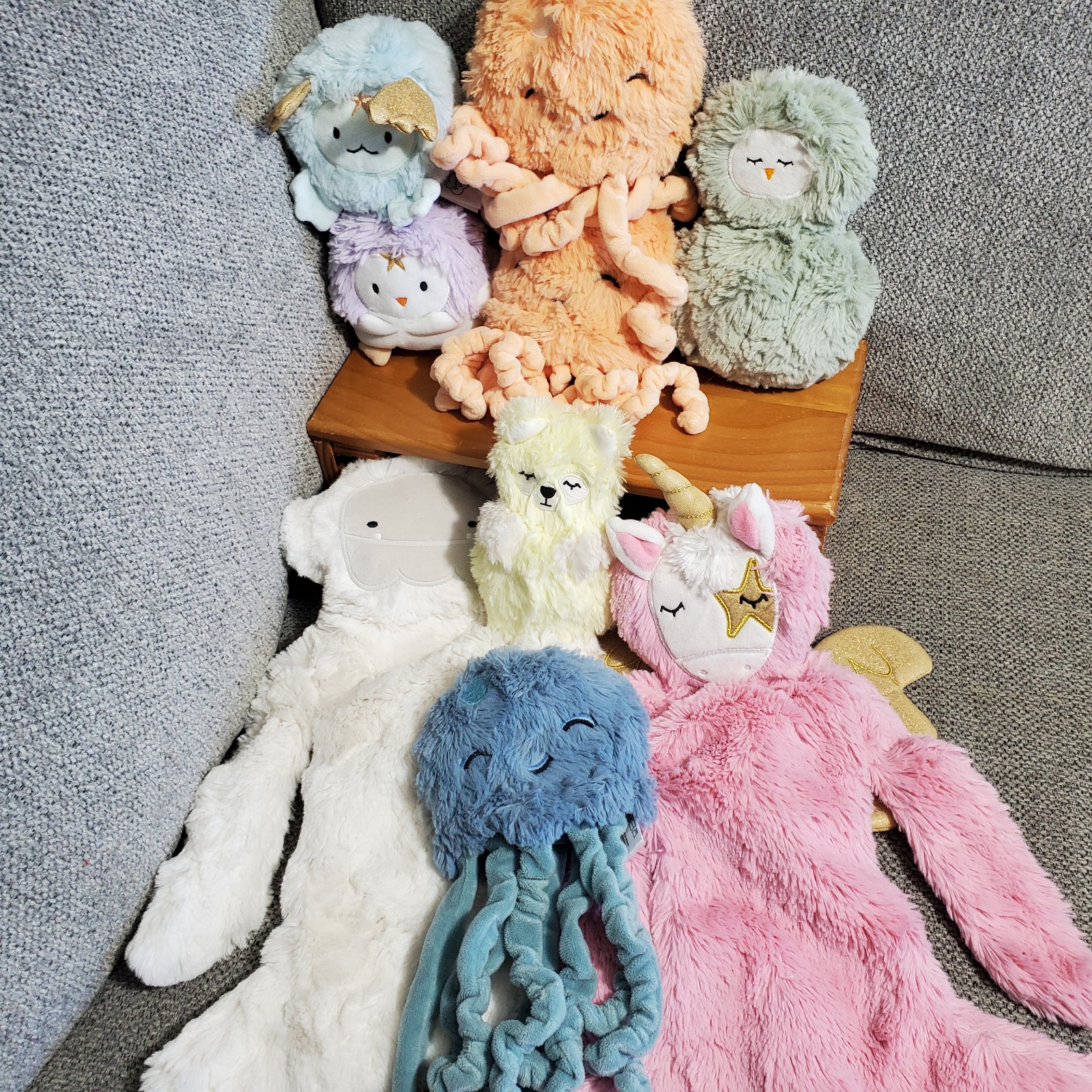 Slumberkins Plush Lot Of 9 - 2 Loveys, Peep Owl, Floofs, Red Panda, 3 Jellyfish