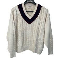 Granby Club Collection Vintage men’s Size Large v-neck cotton cable knit sweater
