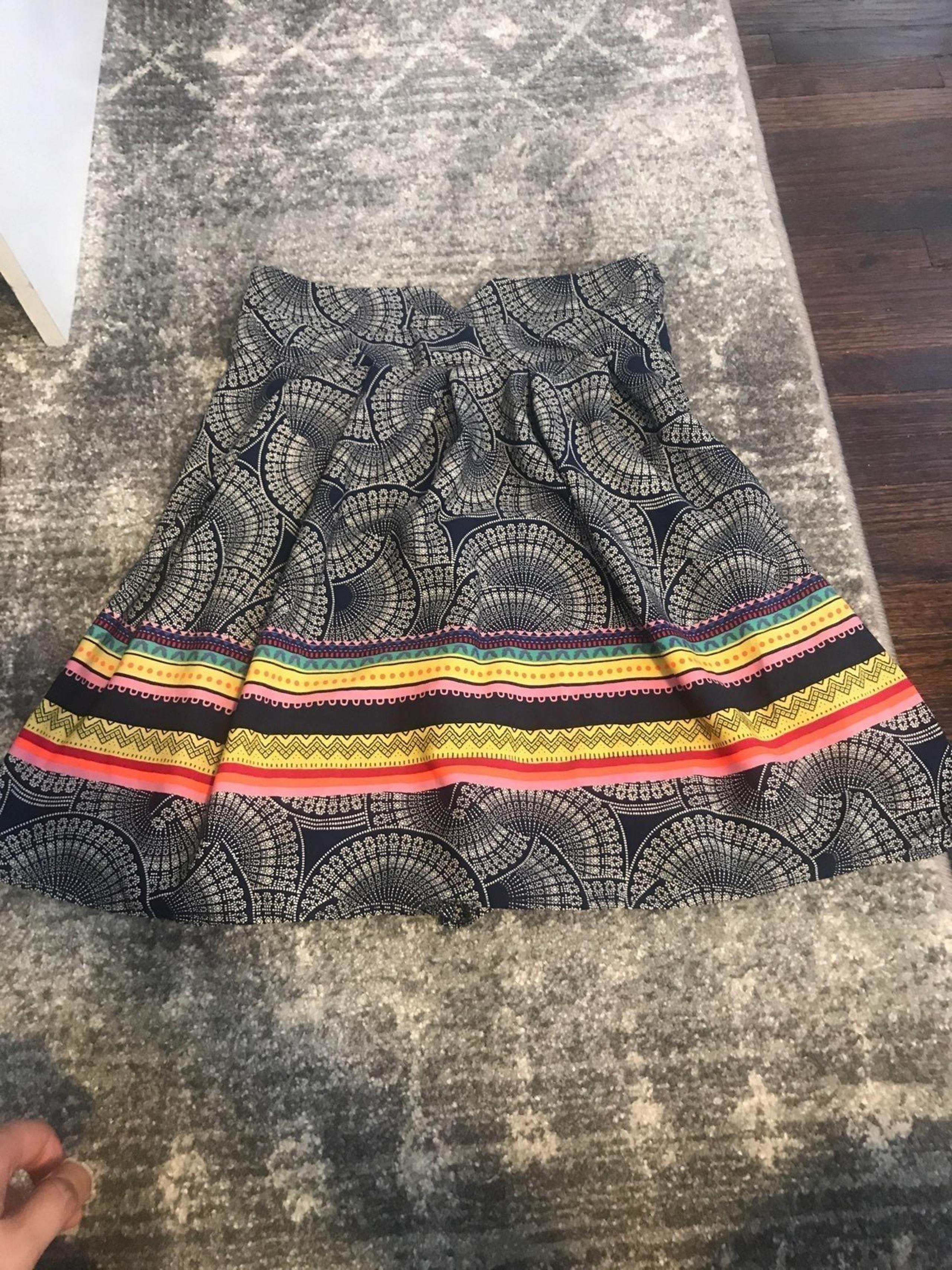 Francesca’s Size Small Skirt