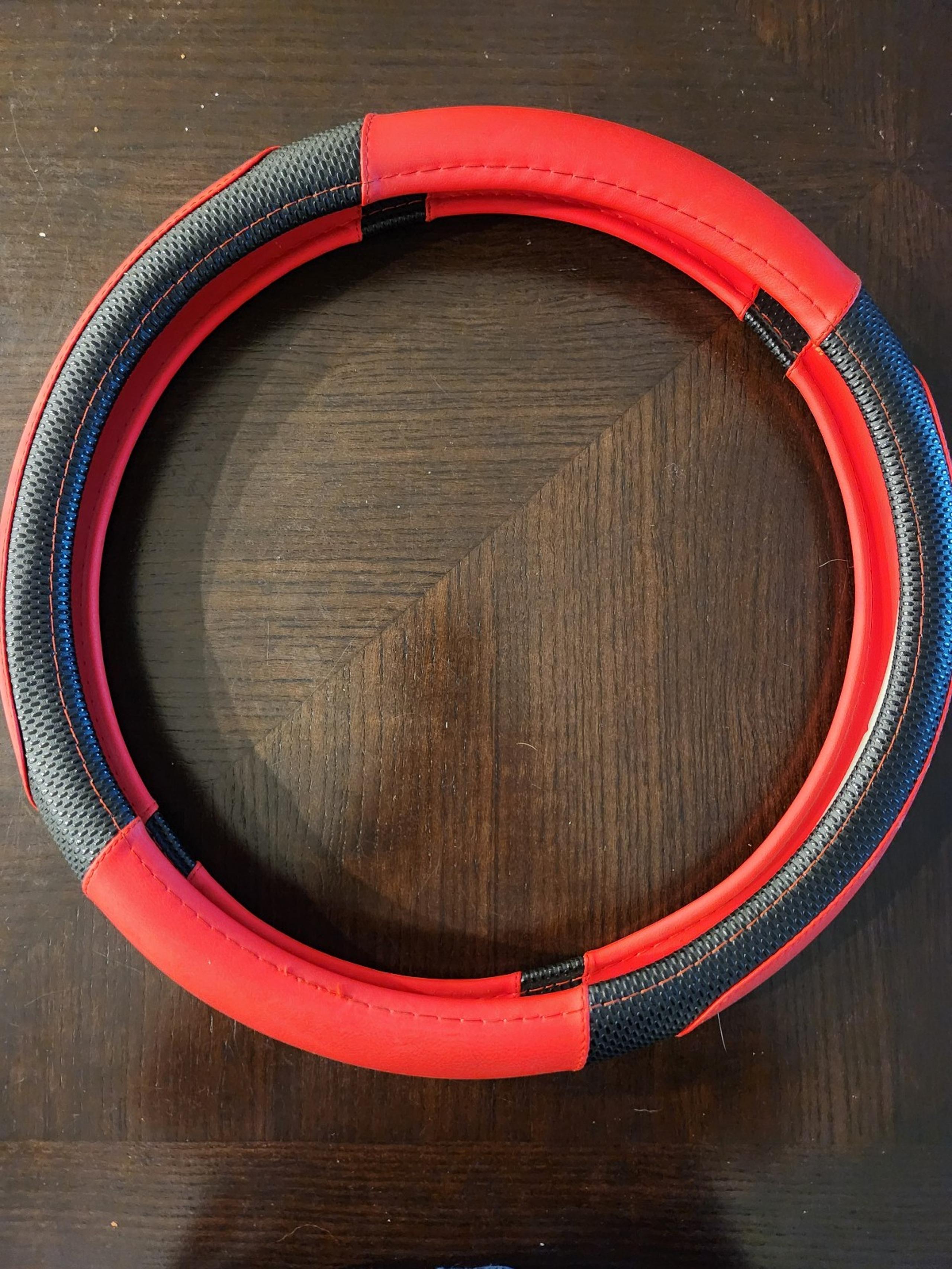 Motor Trend Synthetic Leather 2-Tone Steering Wheel Cover (P01566)