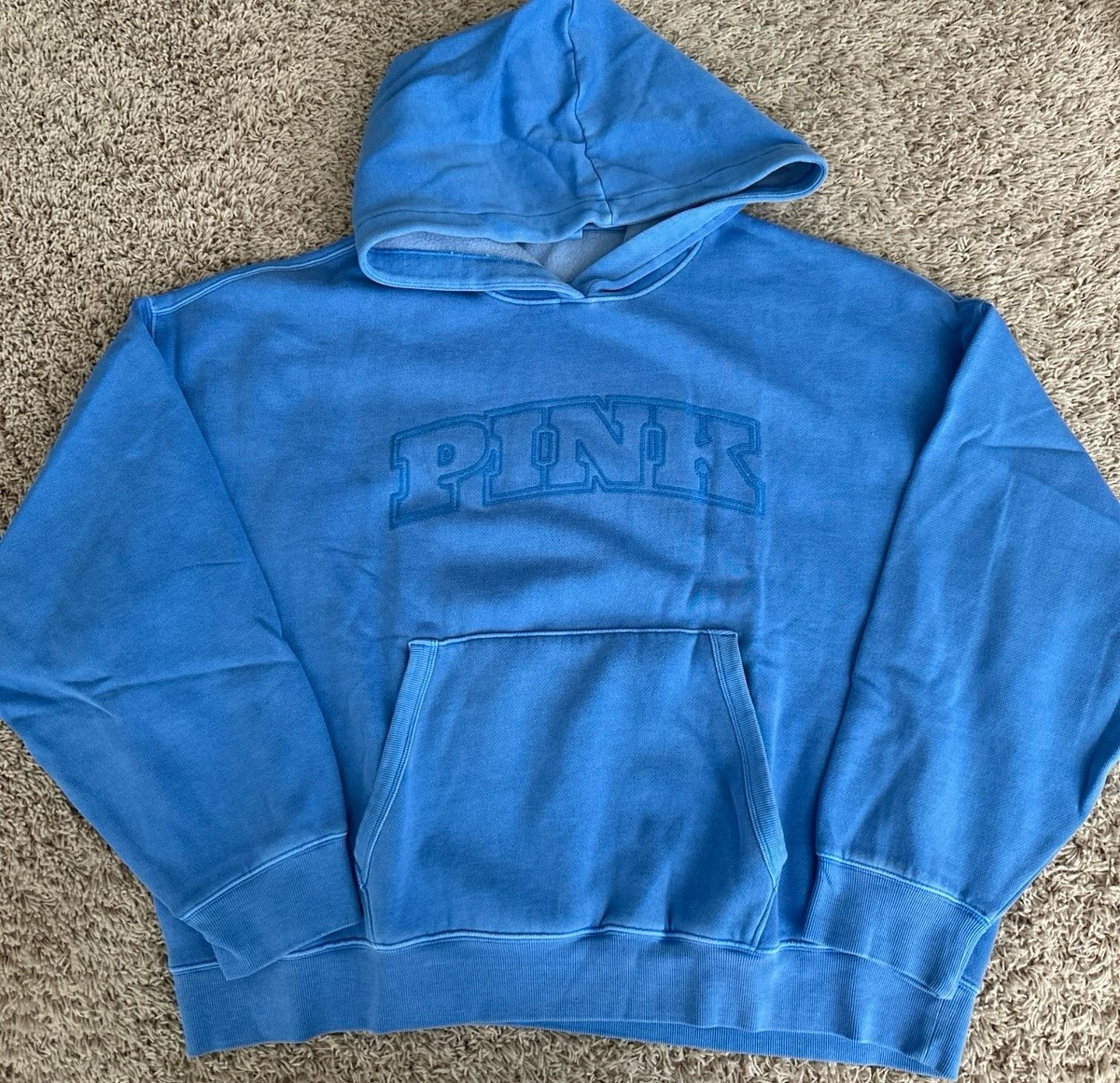 VS PINK Pullover Sweatshirt Hoodie Size XL DREAM ON NWT LAST ONE
