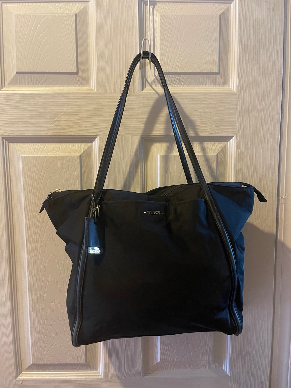 TUMI Voyager Black Nylon Leather Trim and straps Everyday Carryall Work Tote Bag