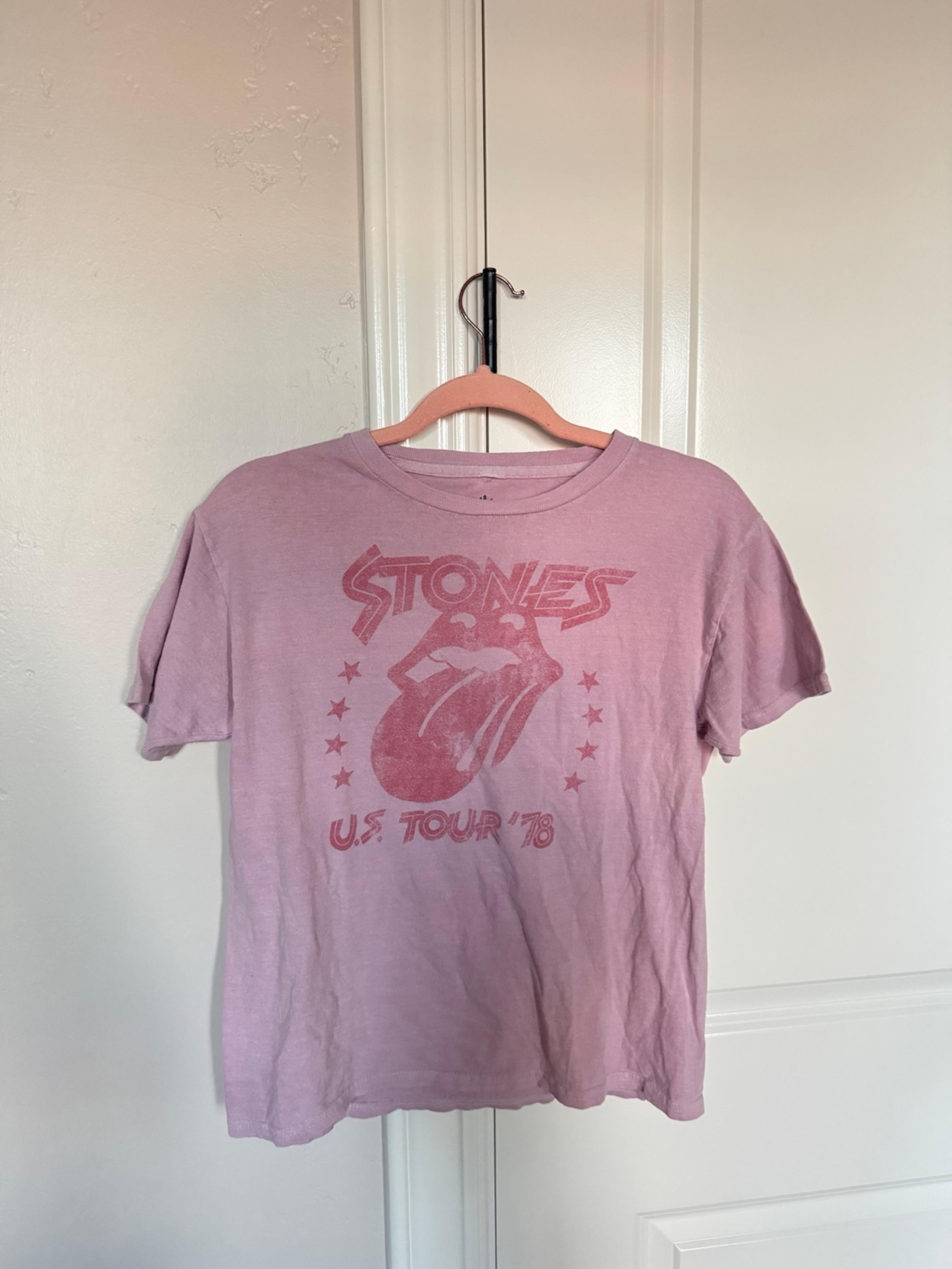 Girls/Womens Rolling Stones Pink Graphic Tee