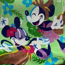 Mickey/Minnie oversize beach towel