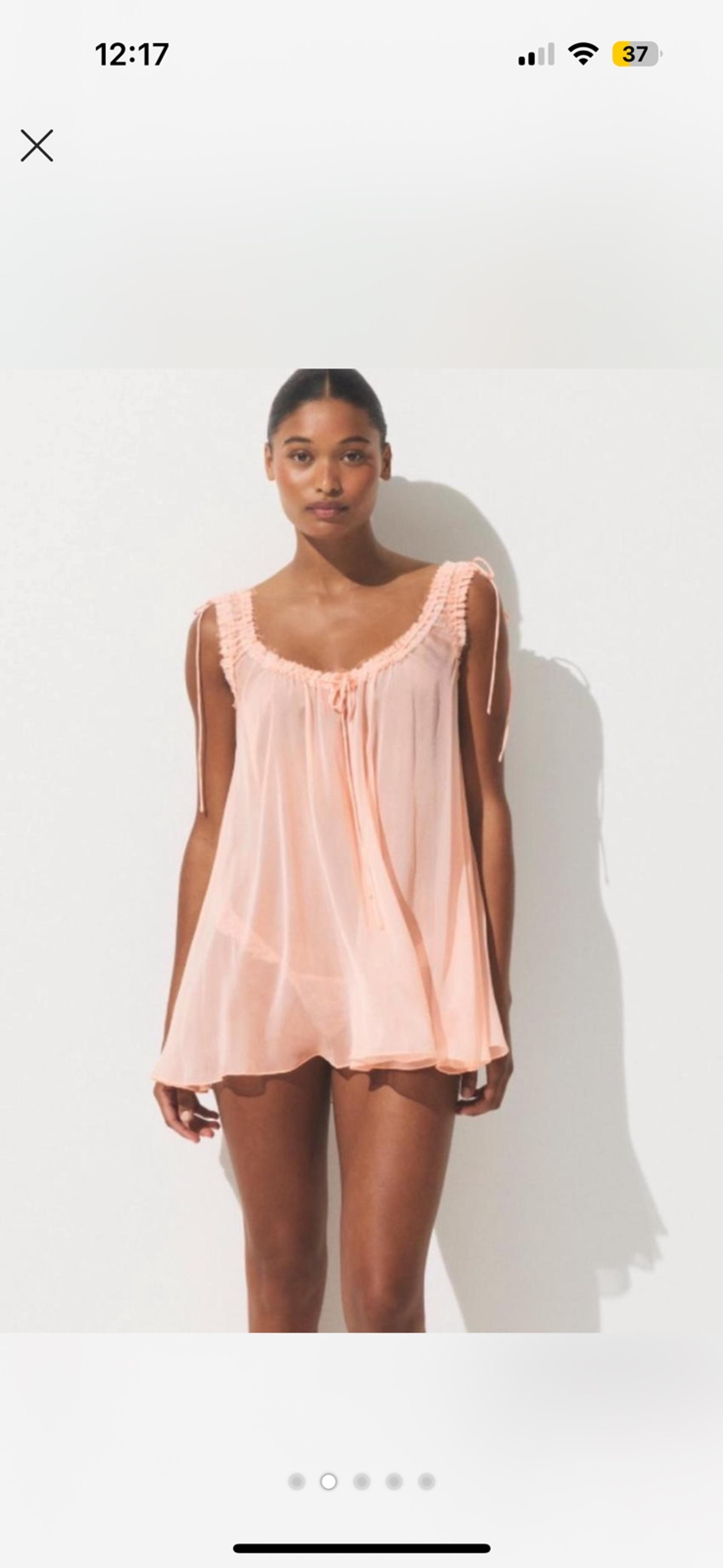 romantic relaxed mini
